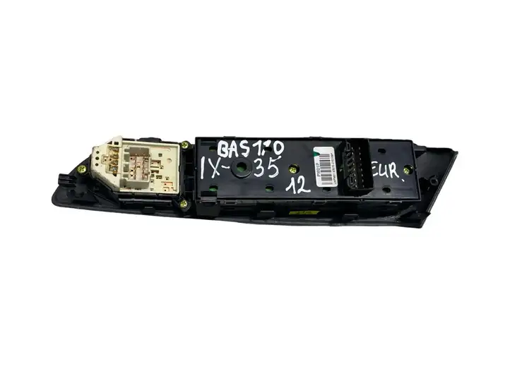 Hyundai ix35 (2009 - 2013) 3834901310 Кнопка стеклоподъемников — фото 3
