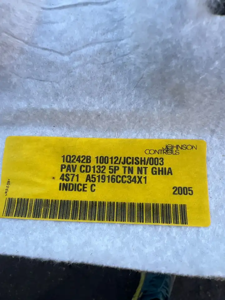 Ford Mondeo Mk III (2000 - 2007) 4S71A51916CC34X1 Звукоизоляция крыши — фото 2