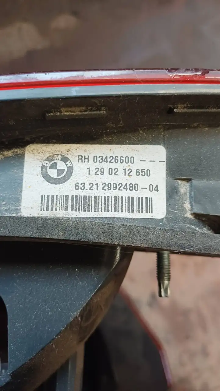 BMW X1 E84 (2009 - 2015) 2992478 Задний фонарь в кузове — фото 2