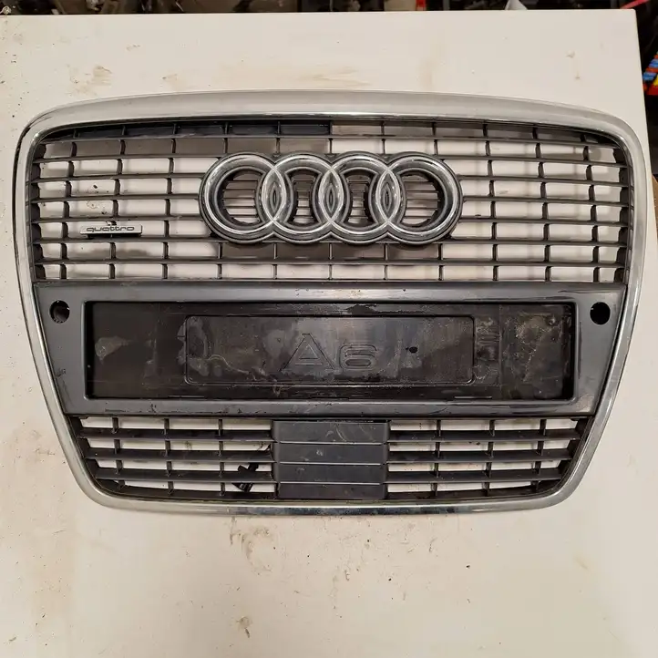 Audi A6 S6 C6 4F (2004 - 2008) DN13677 Передняя решетка — фото 1