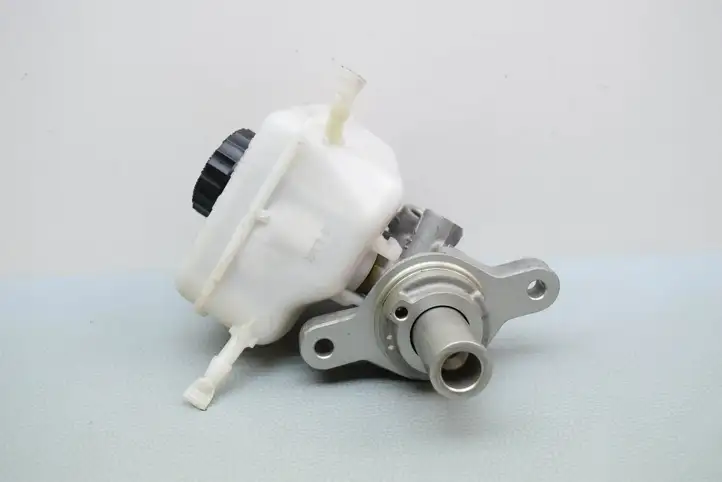 BMW 3 F30 F35 F31 (2012 - 2018) 702618 Бачок тормозной жидкости — фото 4
