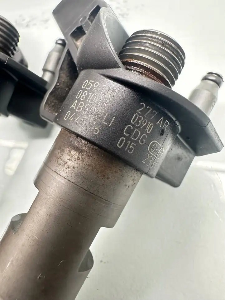 Audi A4 S4 B8 8K (2007 - 2011) 059100277AB Комплект жиклеров ГБО — фото 3