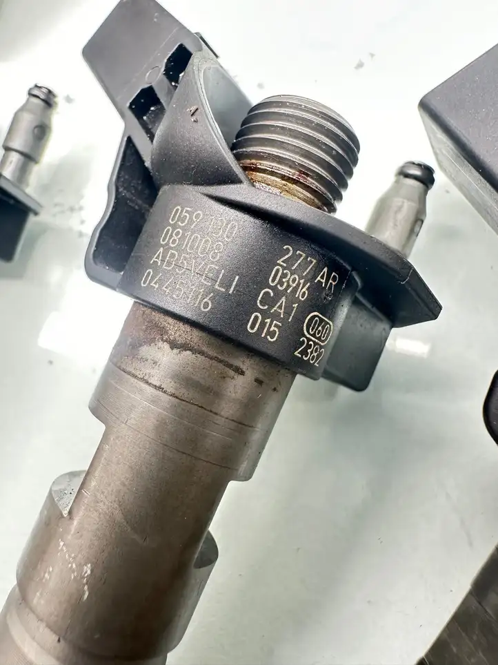 Audi A4 S4 B8 8K (2007 - 2011) 059100277AB Комплект жиклеров ГБО — фото 5
