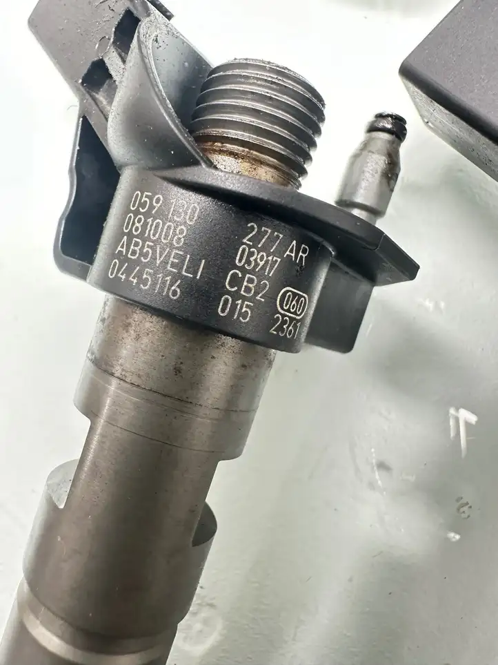Audi A4 S4 B8 8K (2007 - 2011) 059100277AB Комплект жиклеров ГБО — фото 9