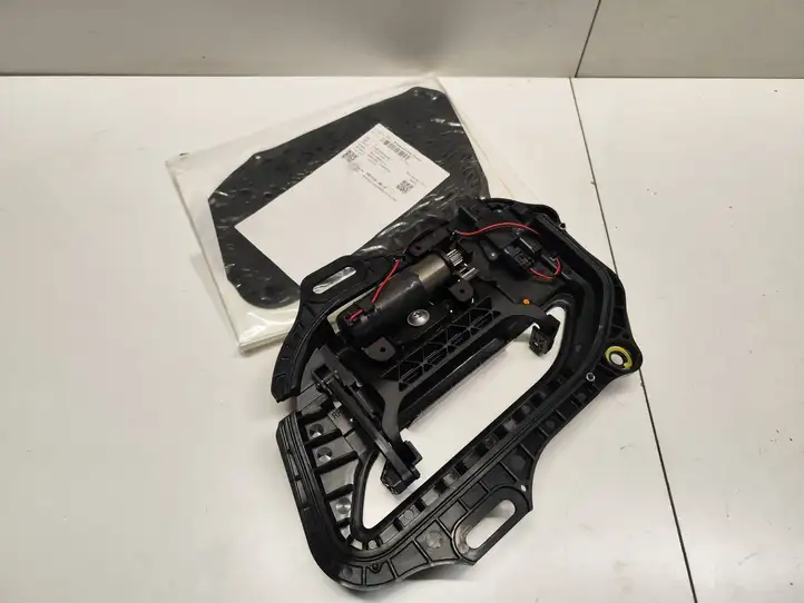 Tesla Model S (2012 - 2016) 113339800A Наружная ручка двери — фото 11