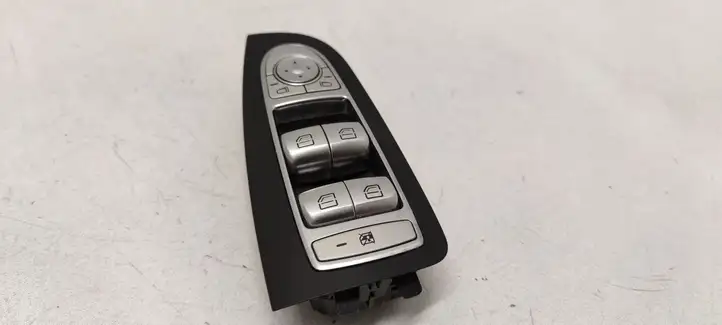 Mercedes-Benz C W205 (2014 - 2021) A2059056711 Блок кнопок стеклоподъемников — фото 1