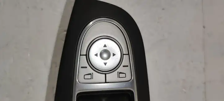 Mercedes-Benz C W205 (2014 - 2021) A2059056711 Блок кнопок стеклоподъемников — фото 7