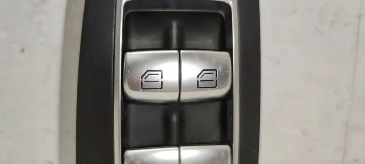 Mercedes-Benz C W205 (2014 - 2021) A2059056711 Блок кнопок стеклоподъемников — фото 8