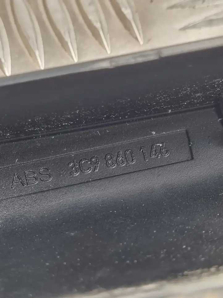 Volkswagen PASSAT B6 (2005 - 2010) 3C9860149 Крышка рейлинга — фото 15