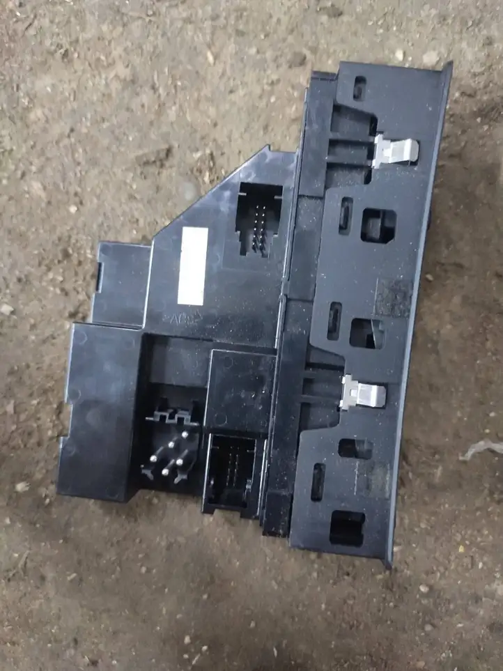BMW X5 E53 (1999 - 2006) 6952796 Кнопка стеклоподъемников — фото 2