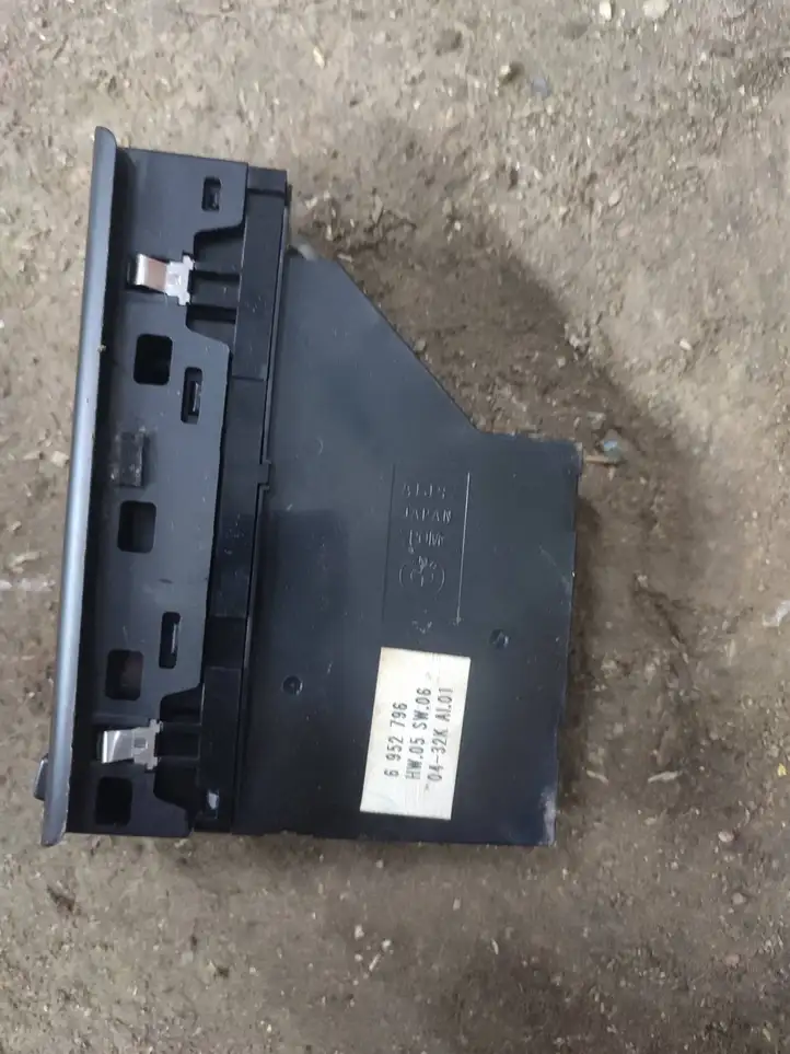 BMW X5 E53 (1999 - 2006) 6952796 Кнопка стеклоподъемников — фото 3