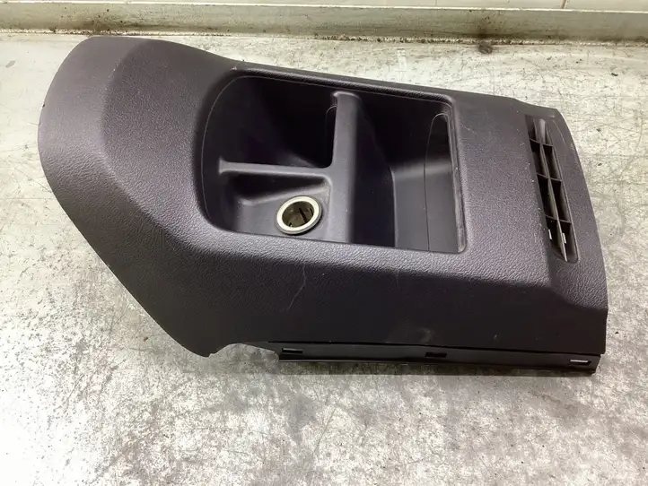 Honda CR-V (2006 - 2009) 77290SWAG012M1 Накладка заднего прикуривателя — фото 2