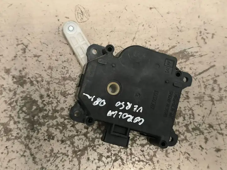 Toyota Corolla Verso AR10 (2004 - 2009) 0637008680 Двигатель задвижки потока воздуха — фото 5