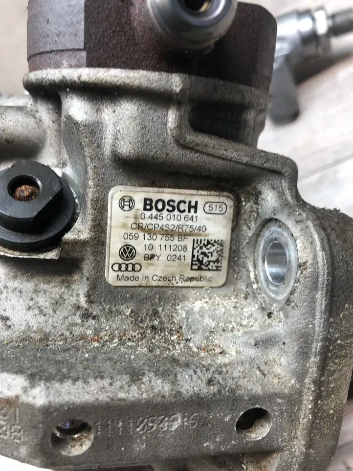 Audi A6 C7 (2011 - 2014) 059130755BF Комплект системы впрыска — фото 3