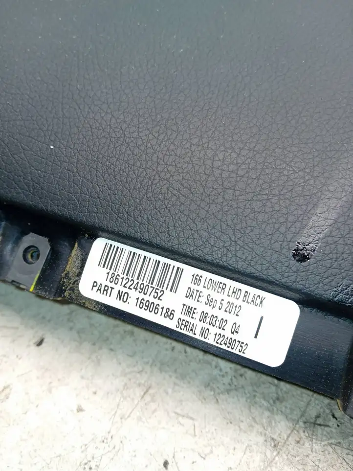 Mercedes-Benz GL X166 (2013 - 2019) 029237120064 Нижняя отделка панели приборов — фото 2