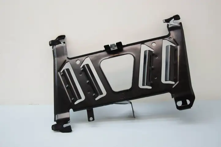 BMW 3 F30 F35 F31 (2012 - 2018) 9235506 Кронштейн усилителя звука — фото 6