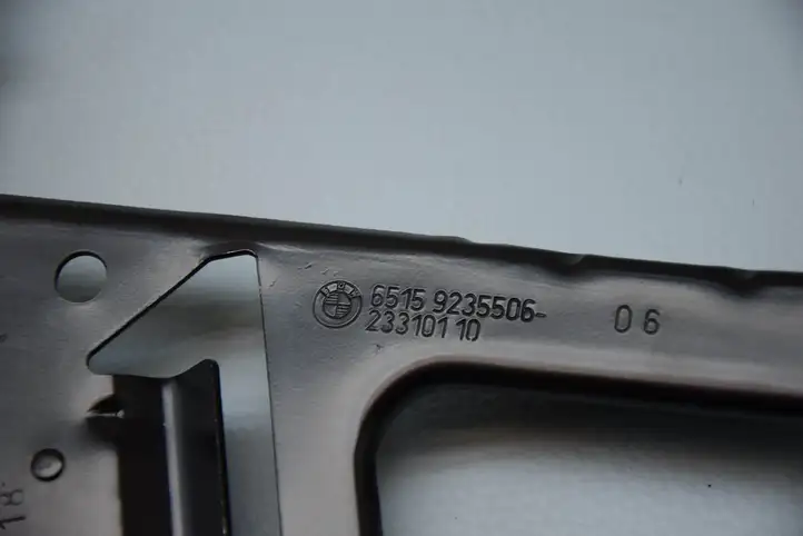 BMW 3 F30 F35 F31 (2012 - 2018) 9235506 Кронштейн усилителя звука — фото 8