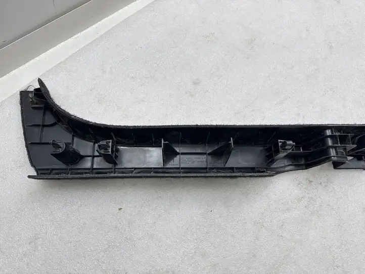 Tesla Model Y (2019 - 2024) 149295300C Задняя боковая обшивка салона — фото 8
