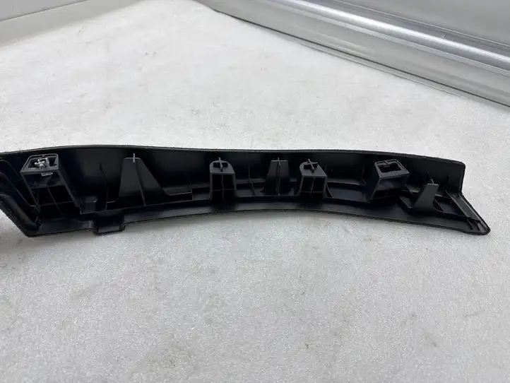 Tesla Model Y (2019 - 2024) 149295300C Задняя боковая обшивка салона — фото 9