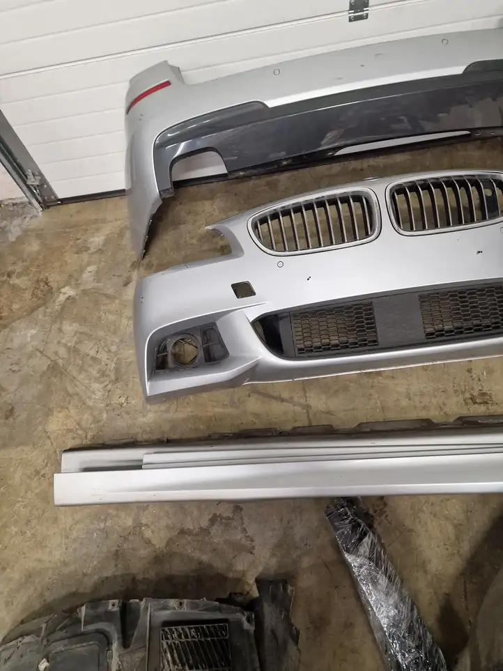BMW 5 F10 F11 (2009 - 2016) 8058992 Комплект переднего бампера — фото 5