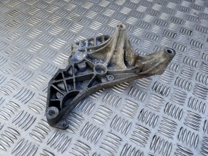 Volkswagen PASSAT CC (2008 - 2012) 03L199207 Кронштейн двигателя — фото 3