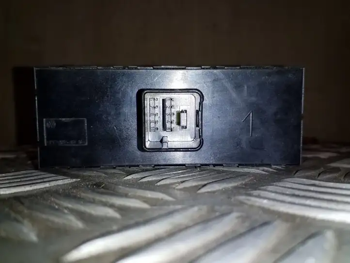 Volkswagen PASSAT CC (2008 - 2012) 5K4959857 Кнопка стеклоподъемников — фото 3