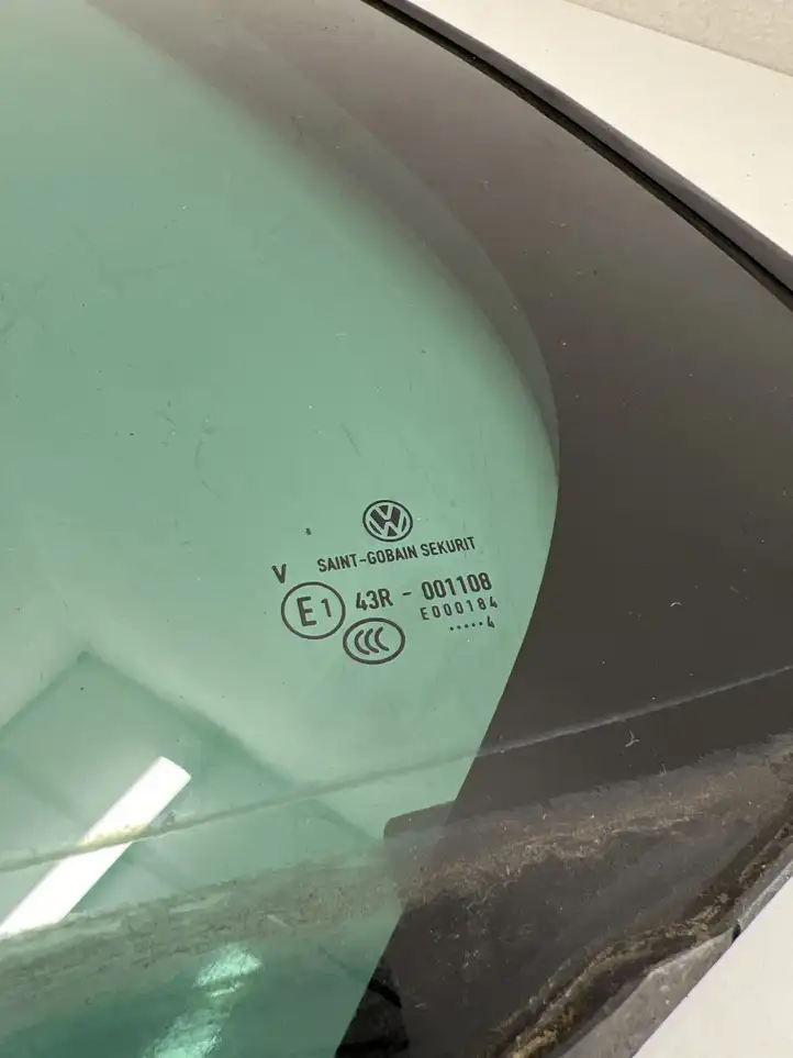 Volkswagen Golf VII (2013 - 2019) 5G6845213 Форточка двери — фото 2