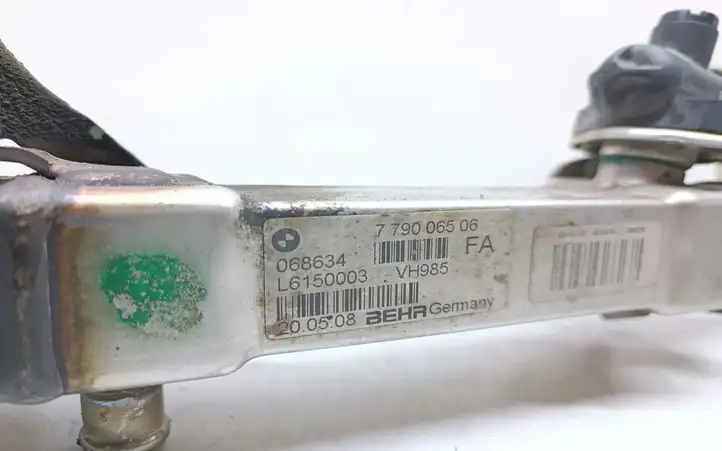 BMW 3 E90 E91 (2005 - 2012) 7790065 Охладитель клапана EGR — фото 2