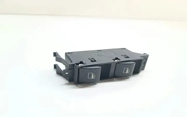 BMW 3 E46 (1998 - 2005) 6902178 Кнопка стеклоподъемников — фото 1