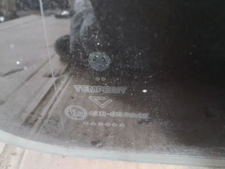 Mercedes-Benz Sprinter W906 (2006 - 2018) 43R000042 Боковое стекло в середине кузова — фото 2