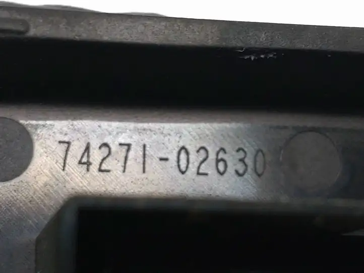 Toyota Auris E180 (2012 - 2018) 7427102630 Накладка кнопки стеклоподъемника — фото 5