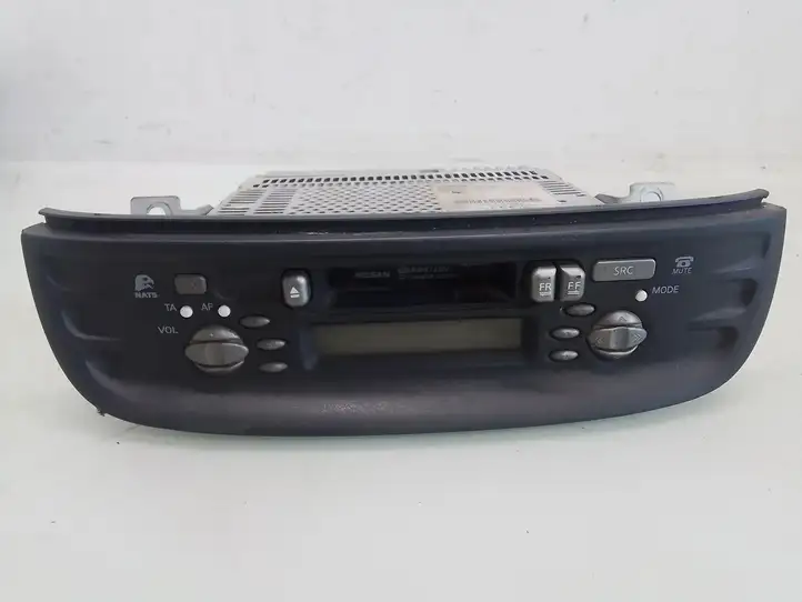 Nissan Almera (2000 - 2006) 28113BU313 Магнитола / мультимедийная система — фото 1