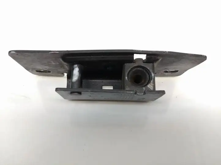 Opel Vivaro (2001 - 2006) 8200006253 Петля замка багажной двери — фото 2
