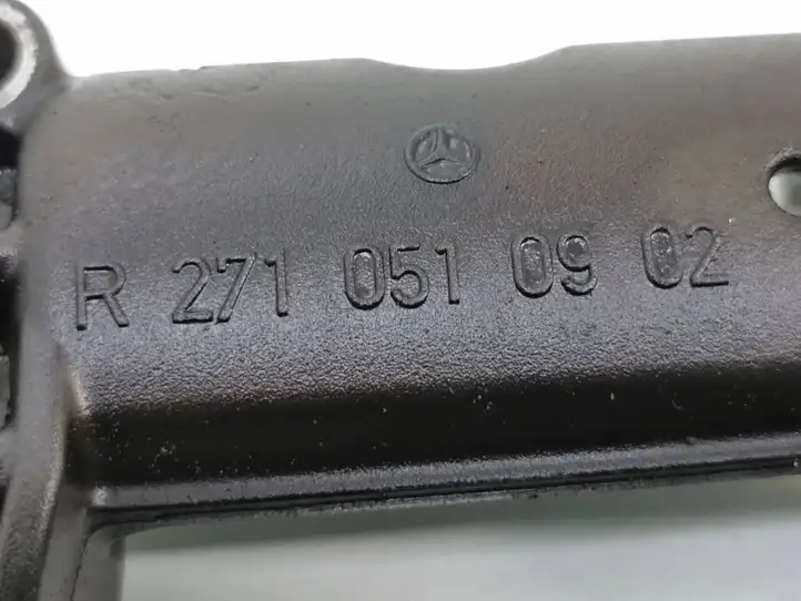 Mercedes-Benz E W211 (2002 - 2009) R2710510902 Крышка распределительного вала — фото 6