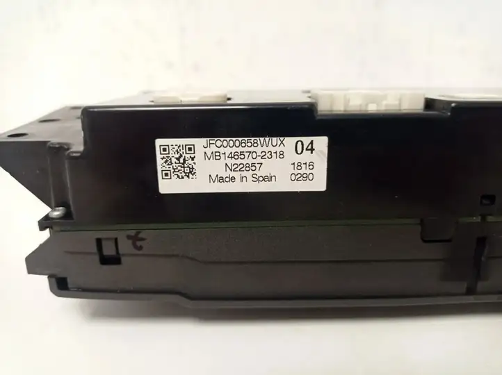 Land Rover Range Rover Sport L320 (2005 - 2009) JFC000658WUX Блок управления кондиционером — фото 4