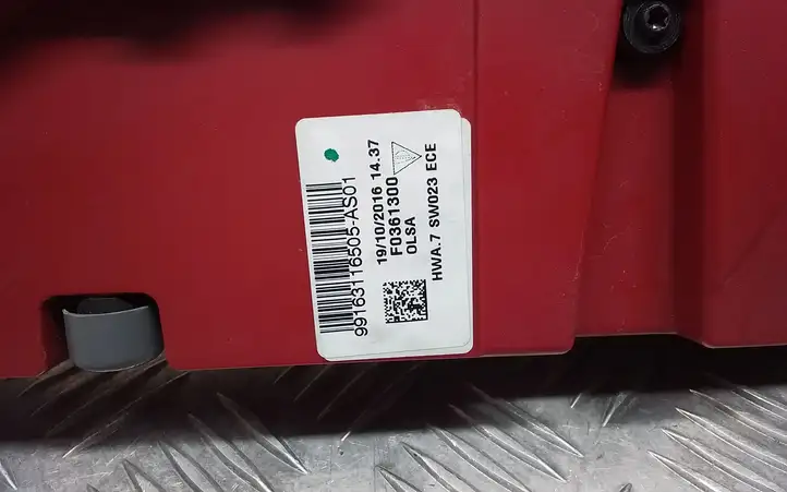 Porsche 911 991 (2011 - 2019) 99163116505 Задний фонарь в кузове — фото 6
