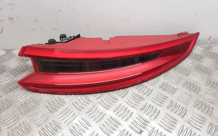 Porsche 911 991 (2011 - 2019) 99163116505 Задний фонарь в кузове — фото 1