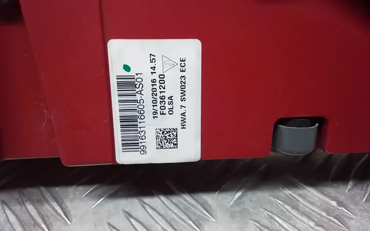 Porsche 911 991 (2011 - 2019) 99163116505 Задний фонарь в кузове — фото 6