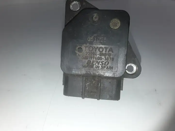 Toyota Corolla Verso AR10 (2004 - 2009) 222040N010 Датчик массового расхода воздуха — фото 4