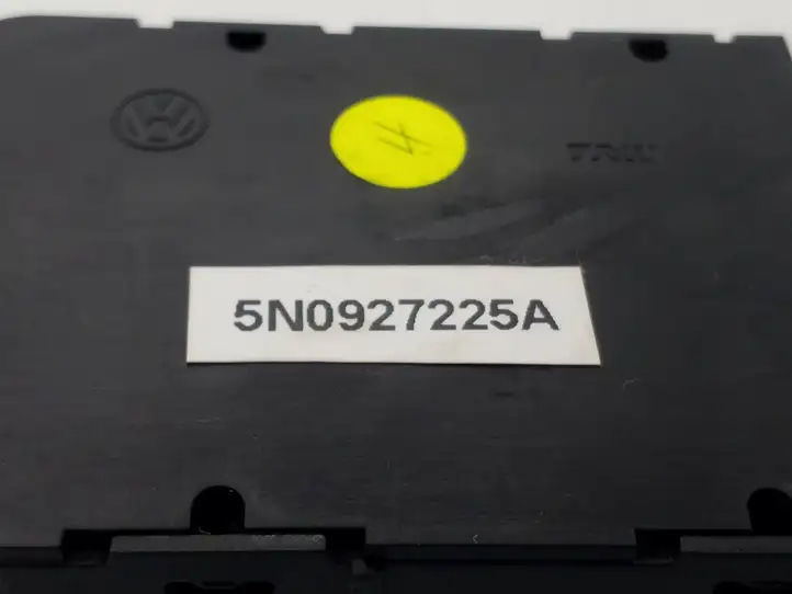 Volkswagen Tiguan (2007 - 2011) 5N0927225A Кнопка ручного тормоза — фото 3
