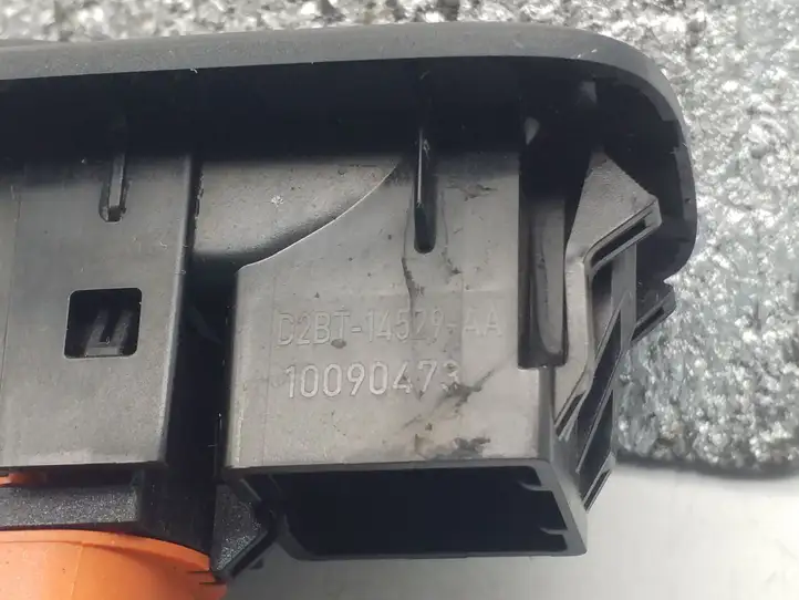 Ford Fiesta (2013 - 2017) D2BT14529AA Кнопка стеклоподъемников — фото 3