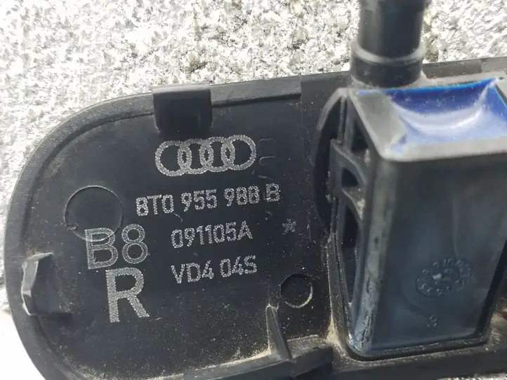 Audi A4 S4 B8 8K (2011 - 2015) 8T0955988B Форсунка омывателя лобового стекла — фото 4