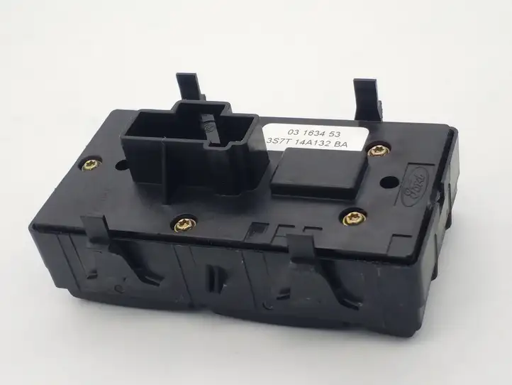 Ford Mondeo Mk III (2000 - 2007) 3S7T14A132BA Блок кнопок стеклоподъемников — фото 2