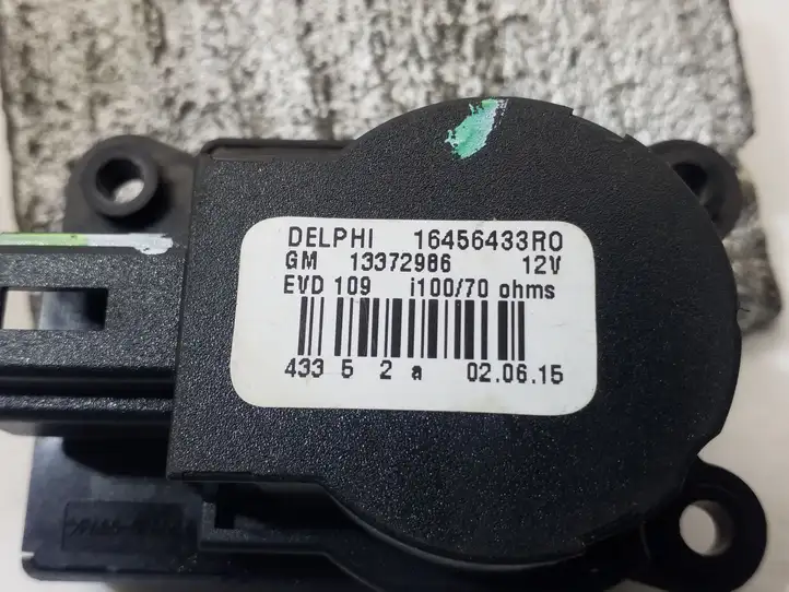 Buick Encore I (2012 - 2019) 13372966 Двигатель задвижки потока воздуха — фото 4