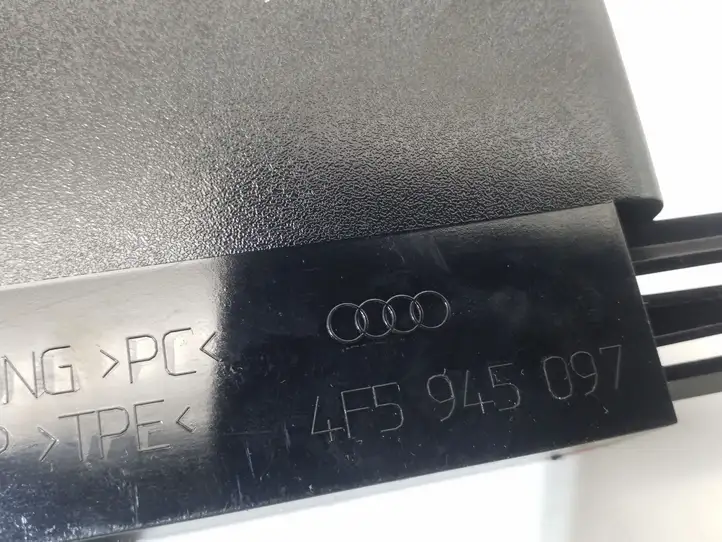 Audi A6 S6 C6 4F (2008 - 2011) 4F5945097 Дополнительный стоп фонарь — фото 4