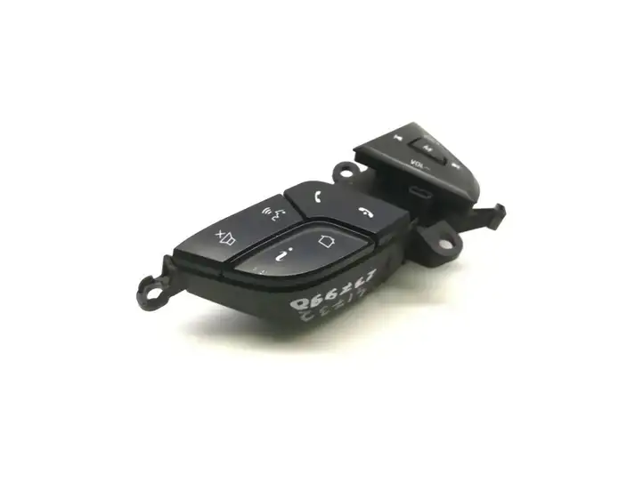 Ford Mondeo MK V (2014 - ) DG9T-9E740-NBW Кнопки на рулевом колесе — фото 1