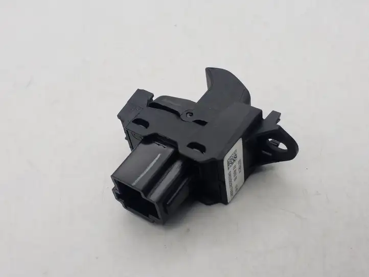 Volvo C30 (2007 - 2010) 30773214 Кнопка стеклоподъемников — фото 3