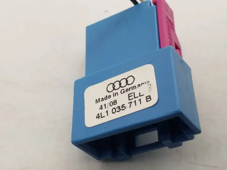 Audi A4 S4 B8 8K (2007 - 2011) 4L1035711B Микрофон (Bluetooth / телефон) — фото 3
