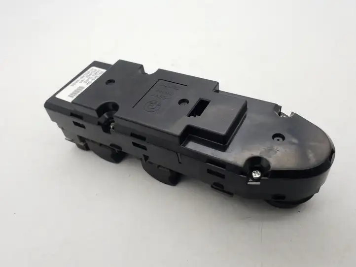 BMW 5 E60 E61 (2004 - 2010) 6951924 Кнопка стеклоподъемников — фото 2