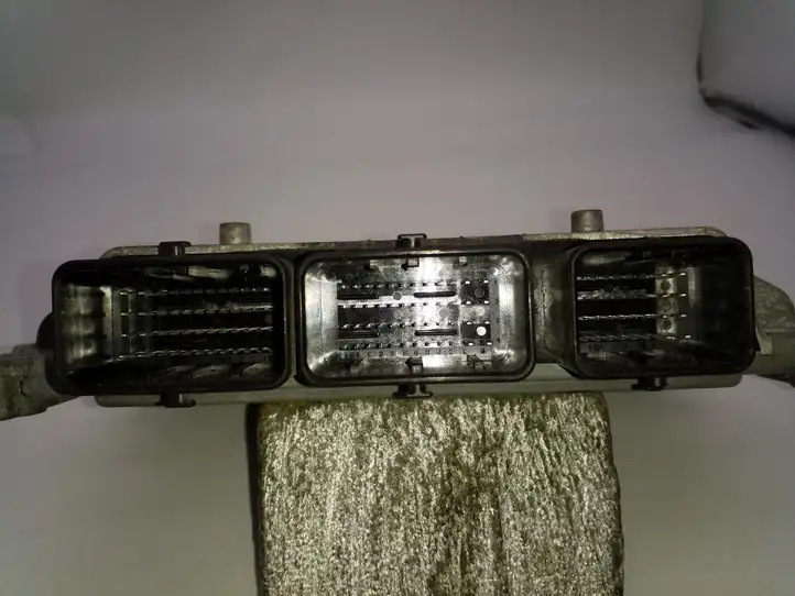 Ford Fiesta (2013 - 2017) GA6A12A650GB Блок управления двигателем (ECU) — фото 3